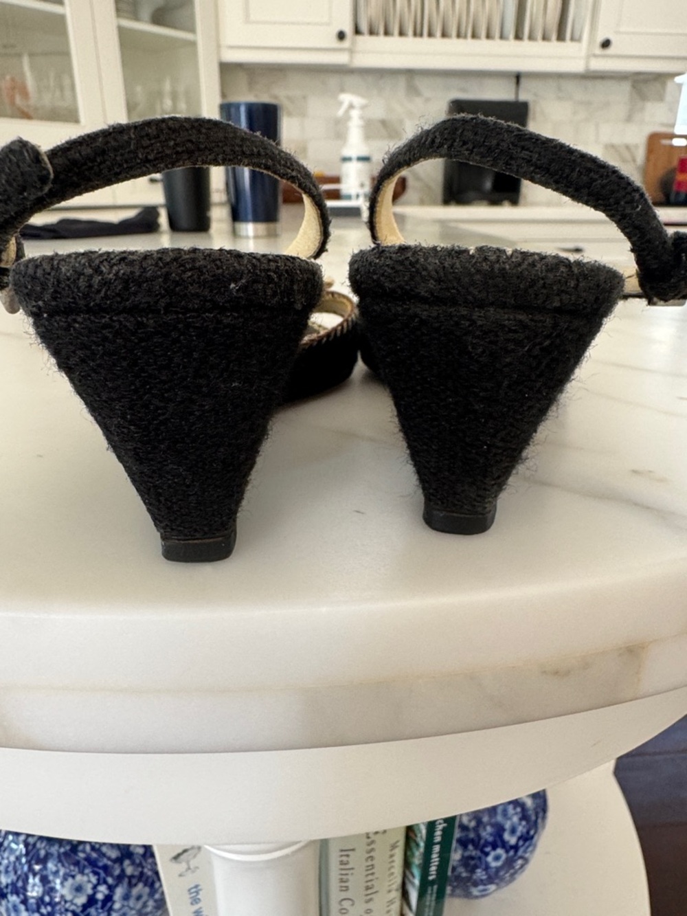 Prada Black Fabric Slingback Sandals with Cream Stitching and Bow - Picture 4 of 7